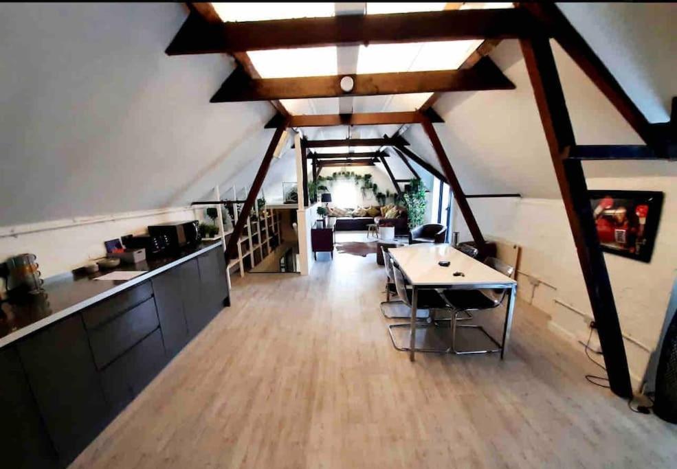 Lovely 1-Bedroom Serviced Apartment In Deal, Kent Exteriör bild